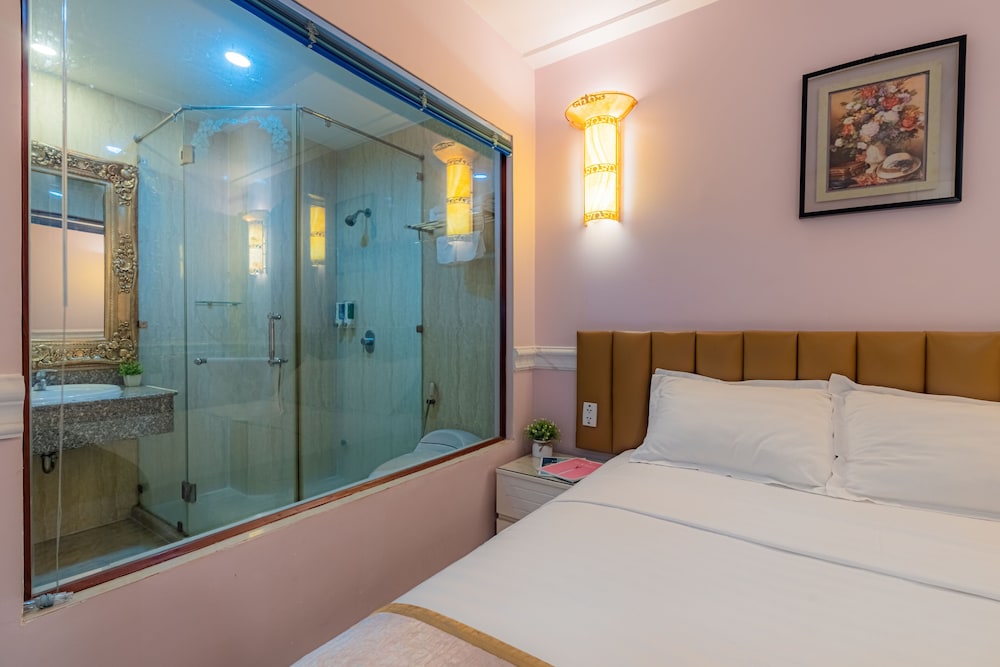 Fortune 1127 Hotel 8/35