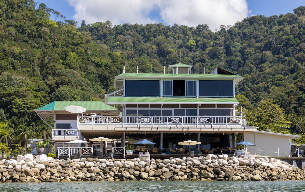 Amaka Ocean Living Lodge in GOLFITO