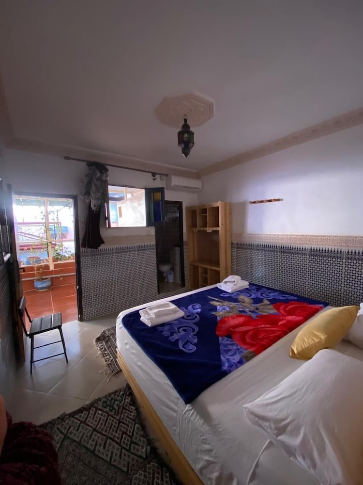 ECONOMY, DOUBLE BED