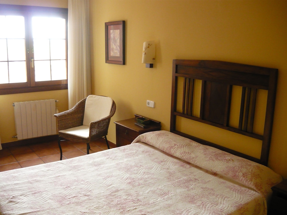 HOTEL RURAL SUQUIN 31/46