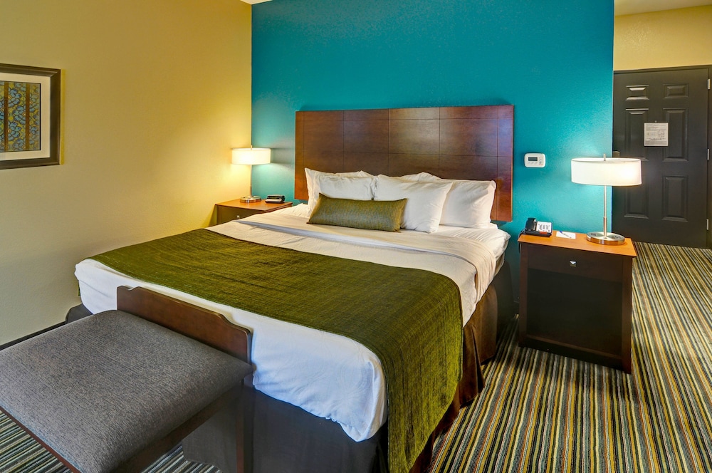 Best Western Plus Patterson Park Inn 11/43