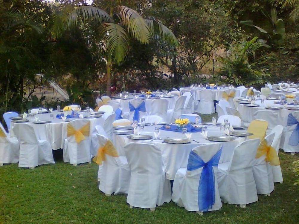 Palmwood Lodge 33/44