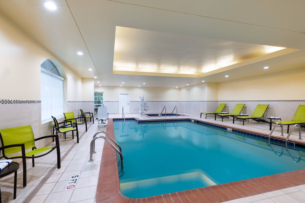 Springhill Suites 14/48