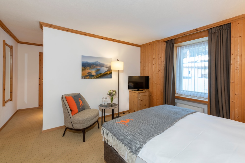 Edelweiss Swiss Quality Hotel 11/48