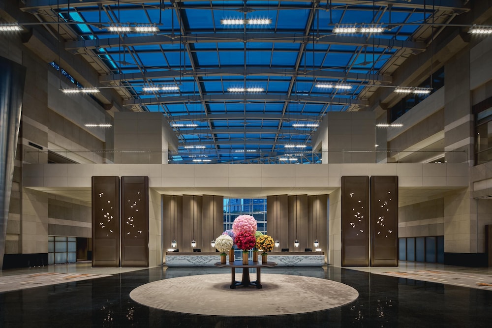 Hyatt On the Bund Hotel 43/49