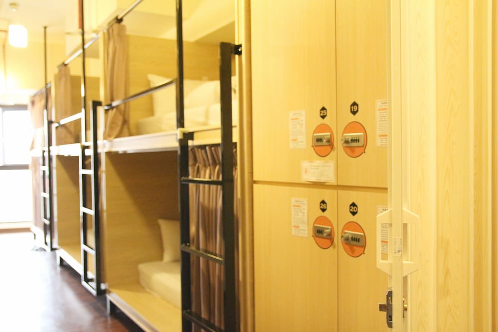 Starbox Hostel 20/25