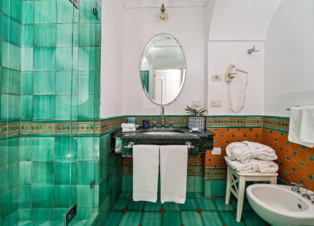 Hotel Punta Regina 66/69