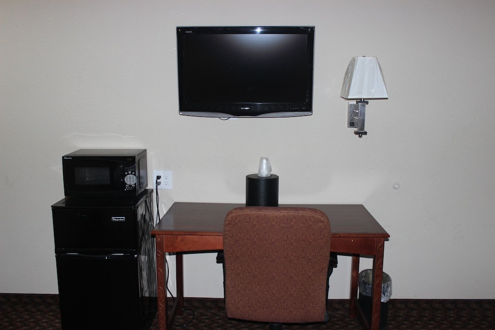 Travel Inn By OYO Omaha 20/22