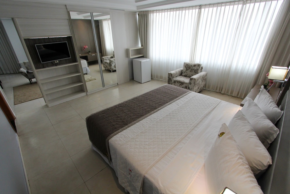Golden Ville Hotel 17/66