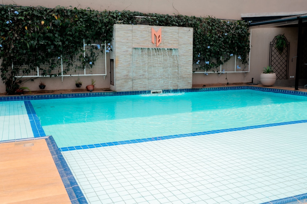 Megal Suites Hotel 27/45