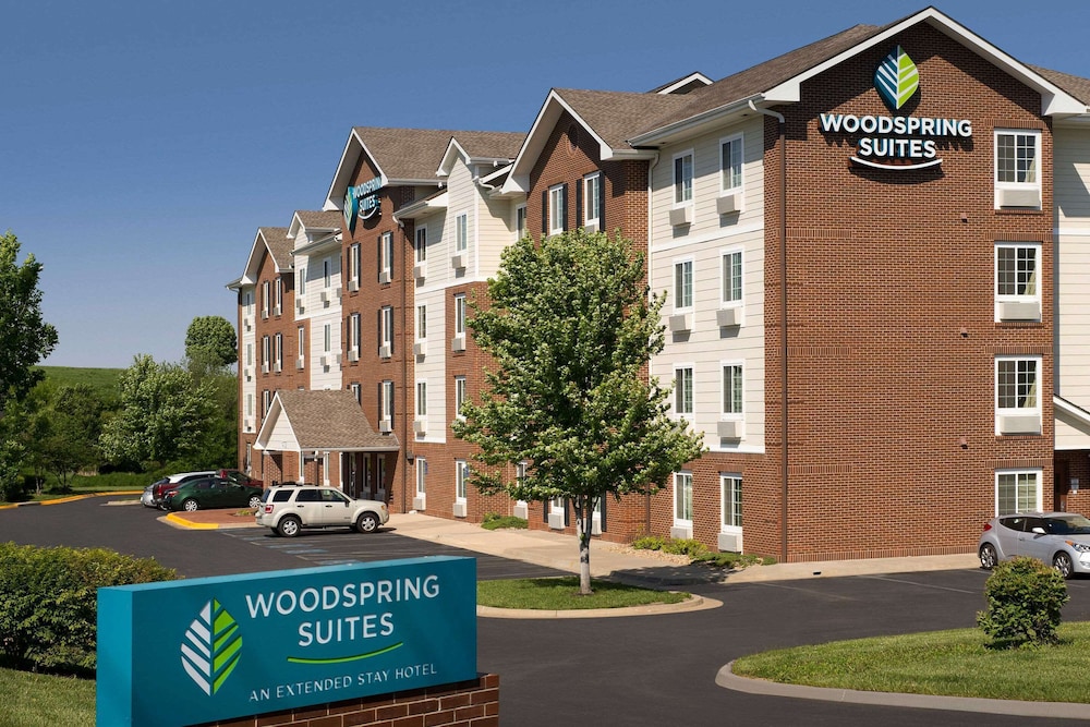 WoodSpring Suites Kansas City Lenexa 24/26