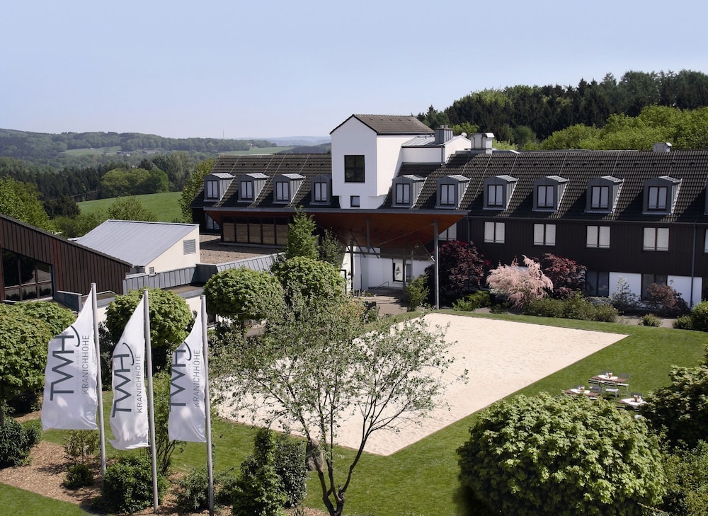 Trans World Hotel Kranichhohe 42/45