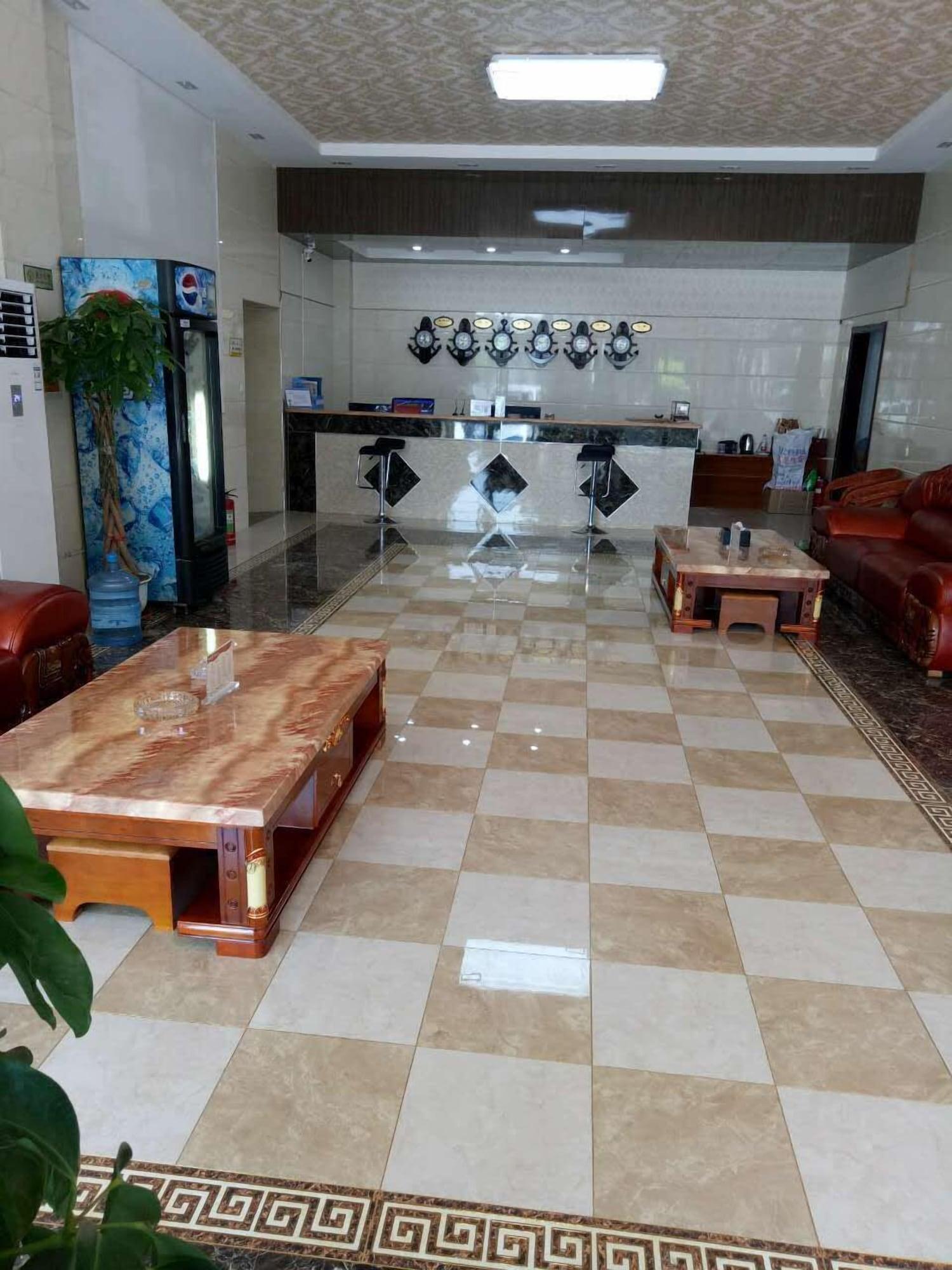 Huayun Business Hotel 4/14