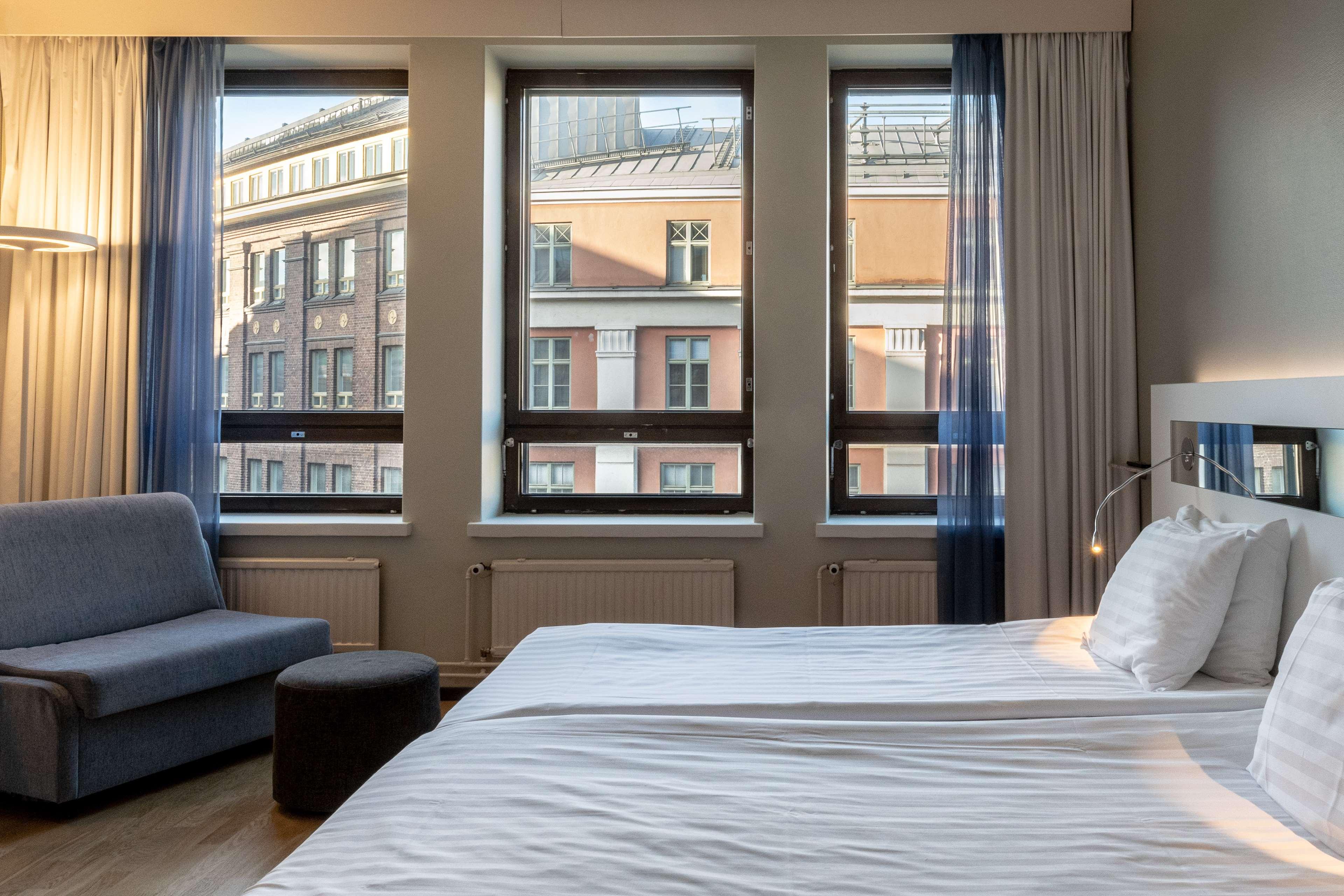 SUPERIOR, TWIN BEDS