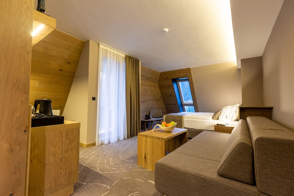 Hostel Feri 33/33