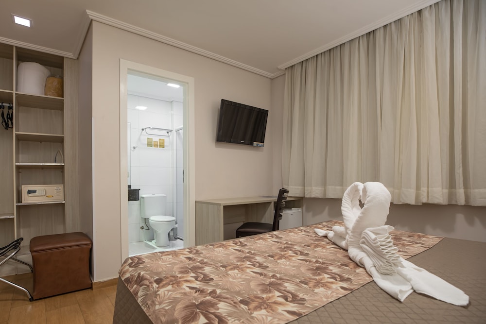 Taroba Hotel 63/73
