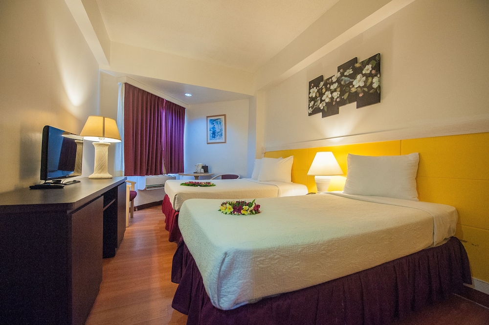 Grand Plaza Hotel 28/55