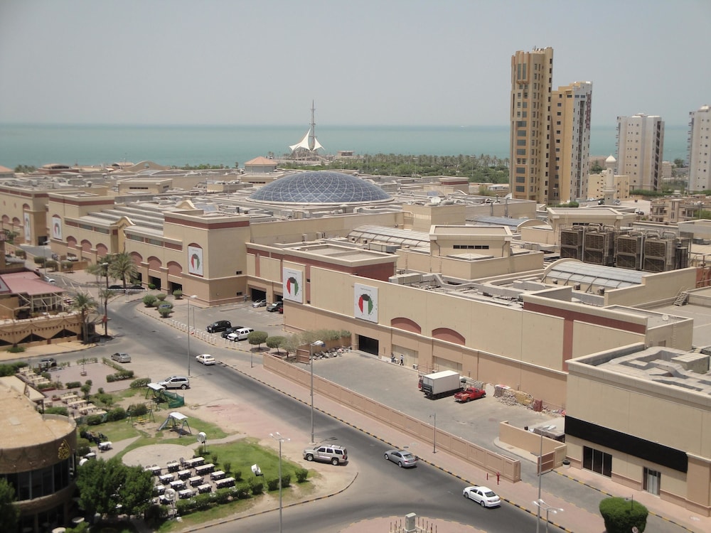 Marina Royal Hotel Suite 16/21