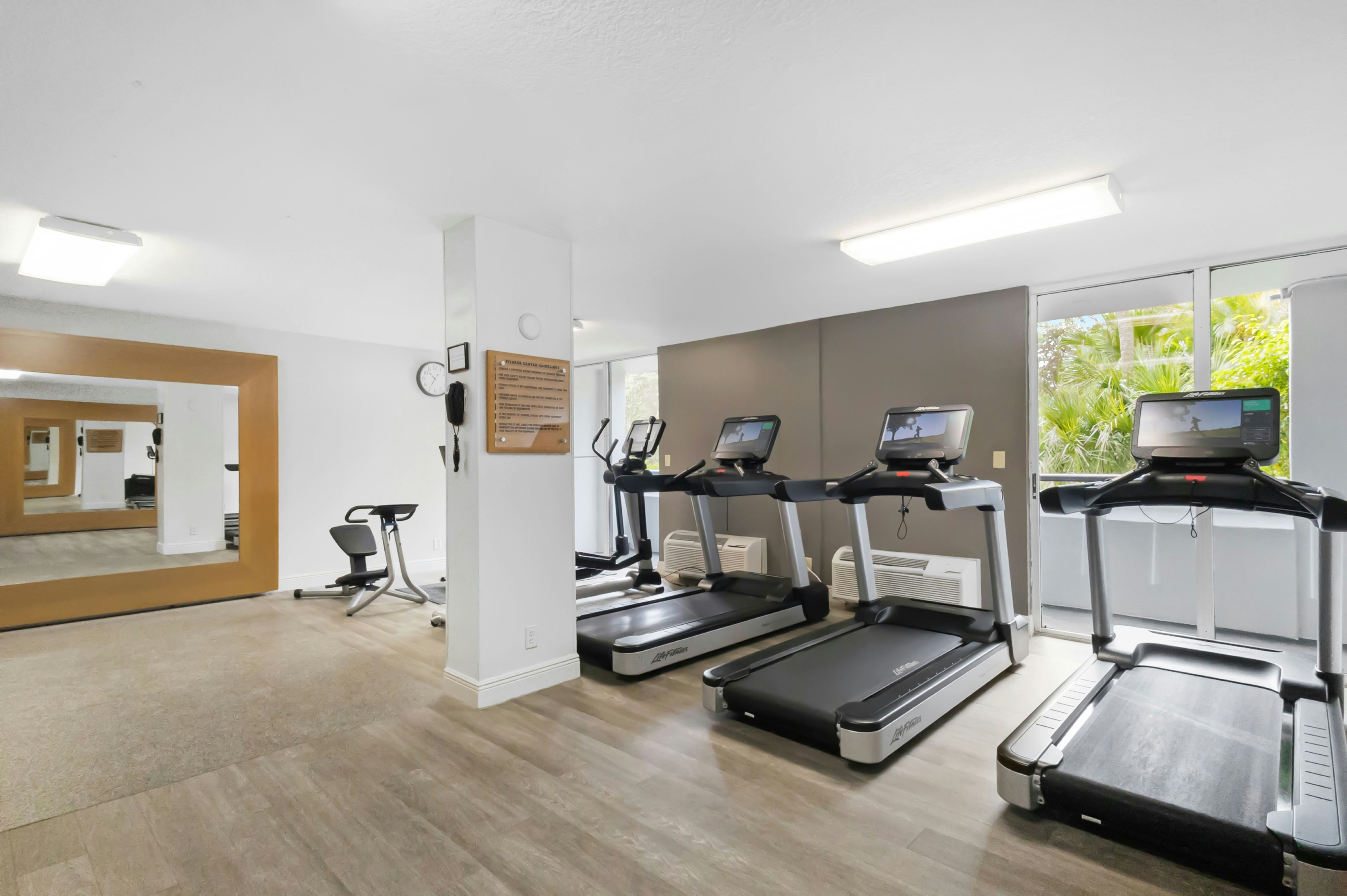 Doubletree By Hilton Hotel And Executive Meeting Center Palm Beach Gardens 22/56