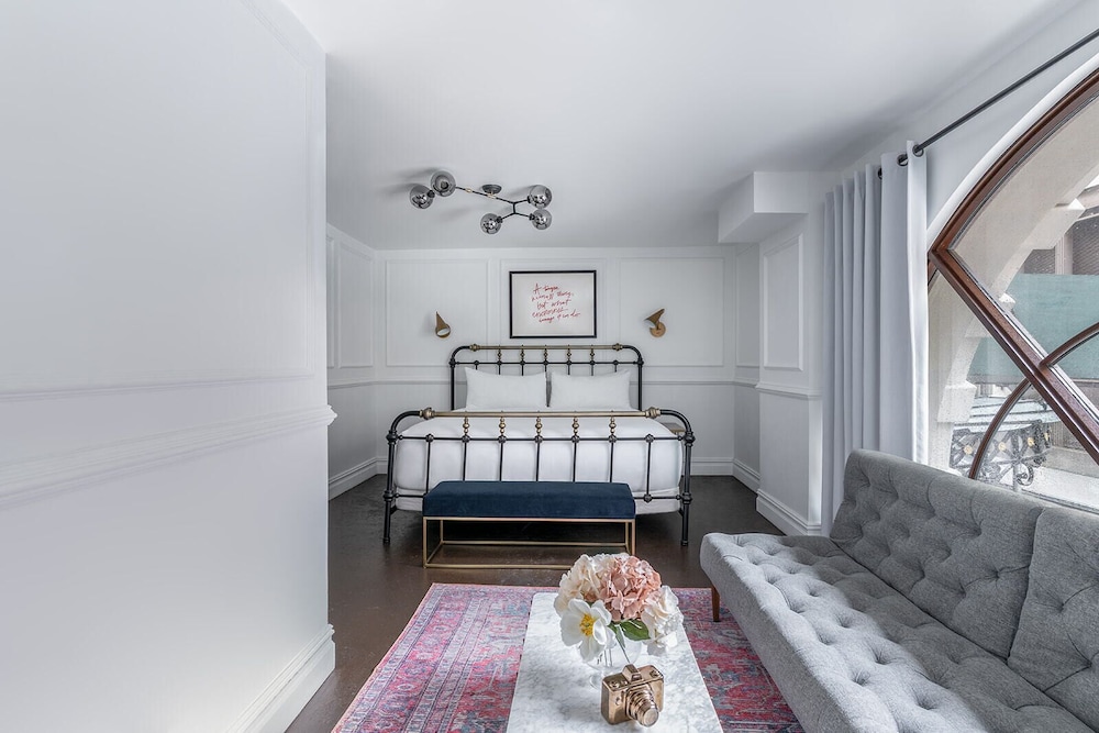 استوديو بفراش فوتون وسرير كينج وسرير فردي، Life Hotel New York 2/7