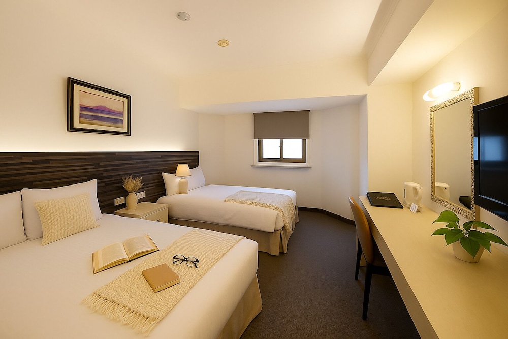 ROOM, TRIPLE