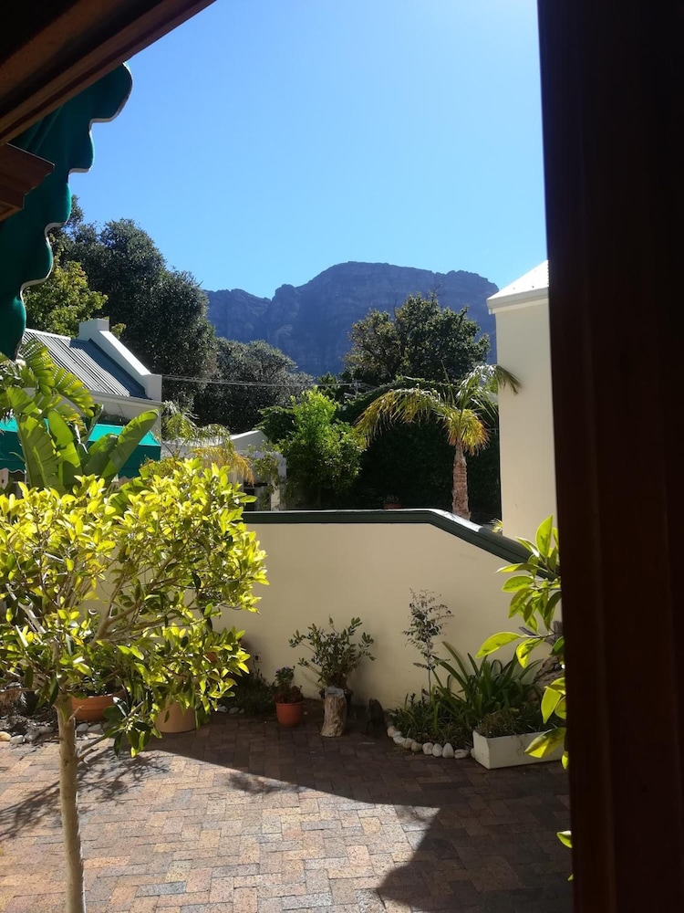 Newlands Guest House 29/39