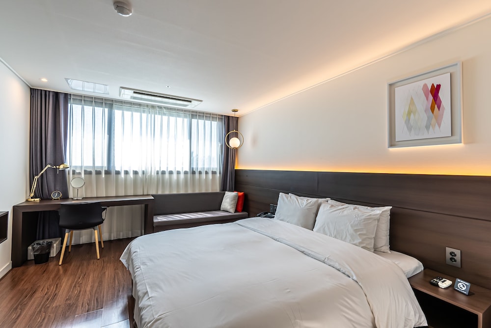 Hotel the Grang Jungmun 11/50