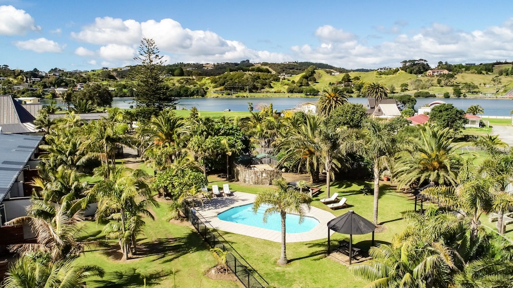 Taipa Beach Resort in TAIPA-MANGONUI