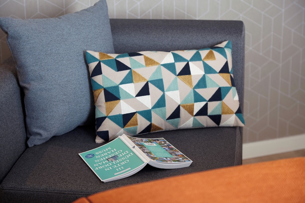 Holiday Inn - the niu, Hub Dusseldorf Messe by IHG 43/73