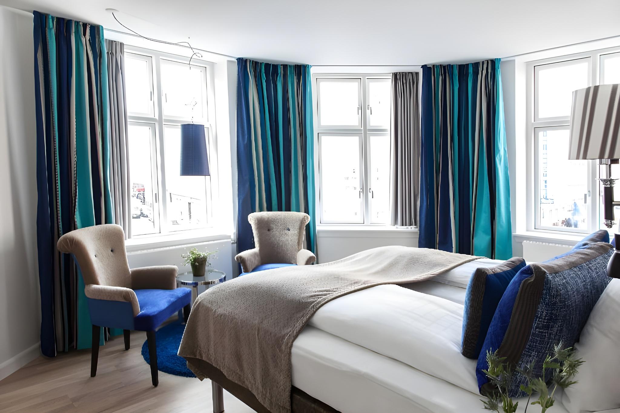 Original, Twin Beds