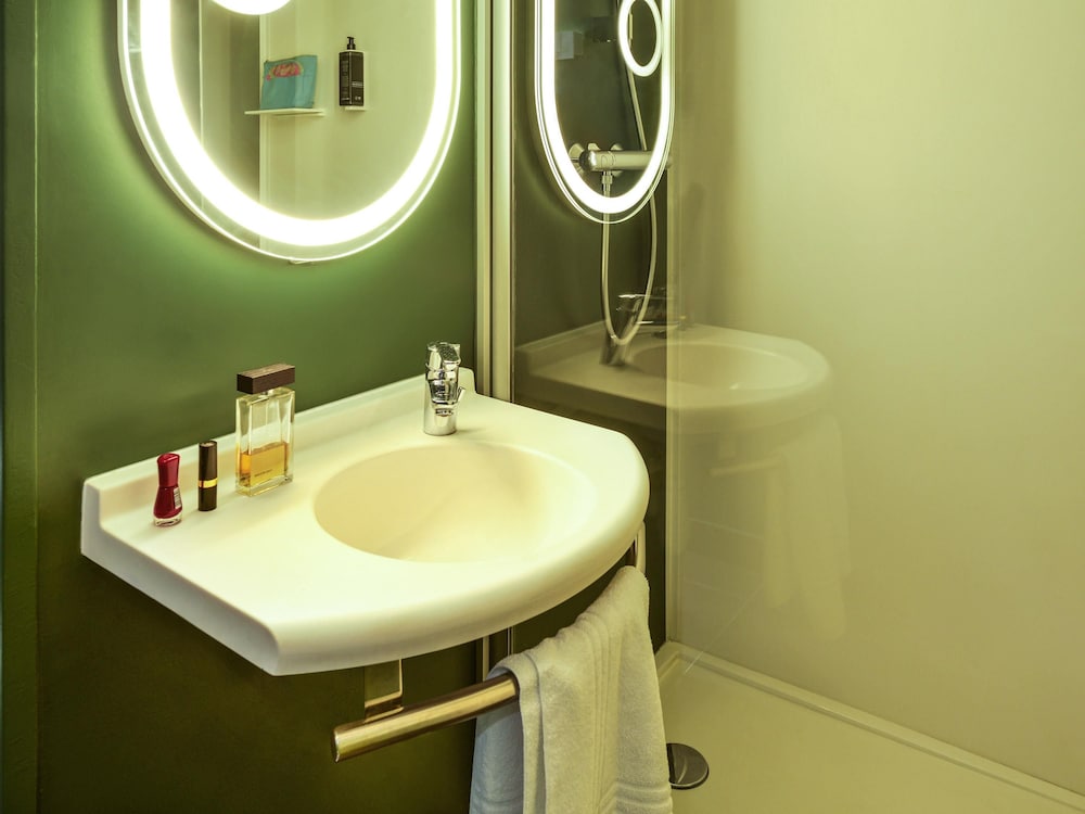 Ibis Annecy Cran Gevrier Hotel 68/68