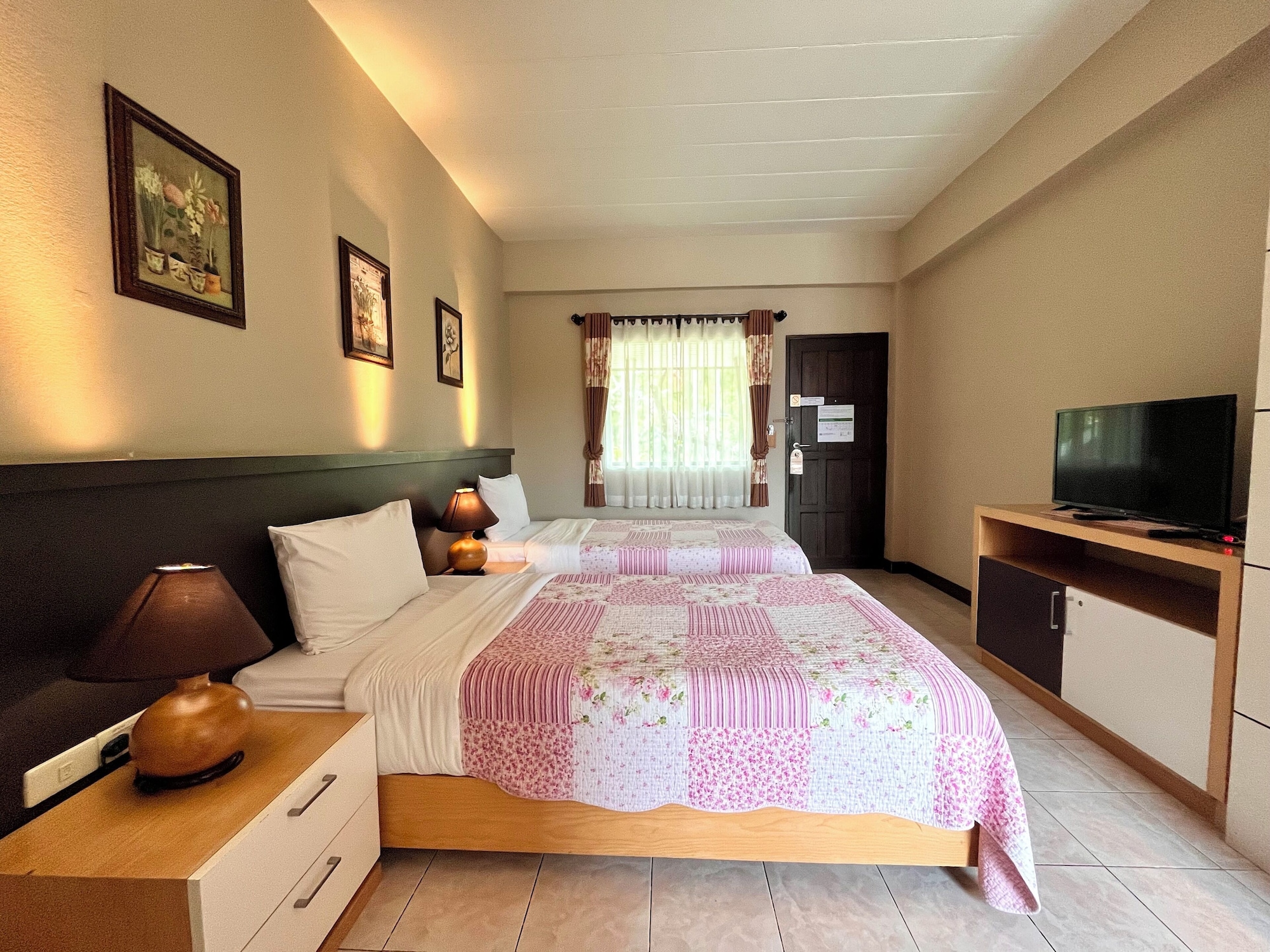 STANDARD, TWIN BEDS