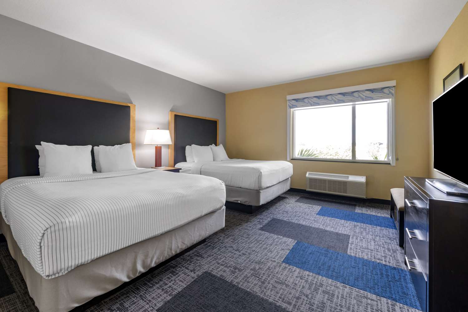 Upgrade, Suite, 2 Queen Beds