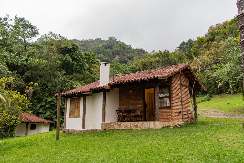 Pousada das Araras 79/88