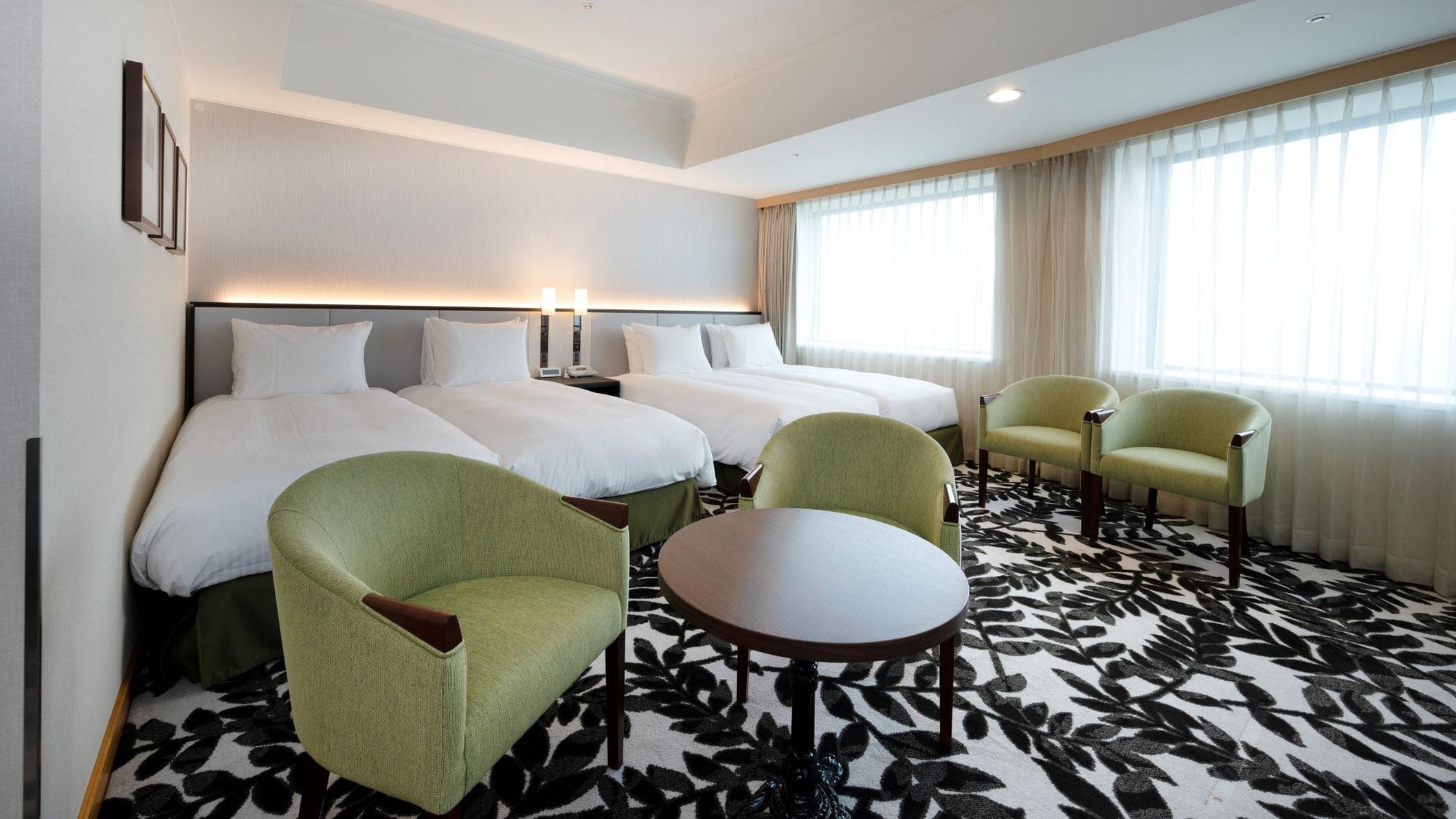 Hollywood, Premium, Twin Beds, Corner