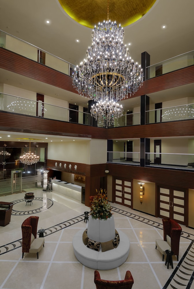 Royalton Hyderabad 33/48