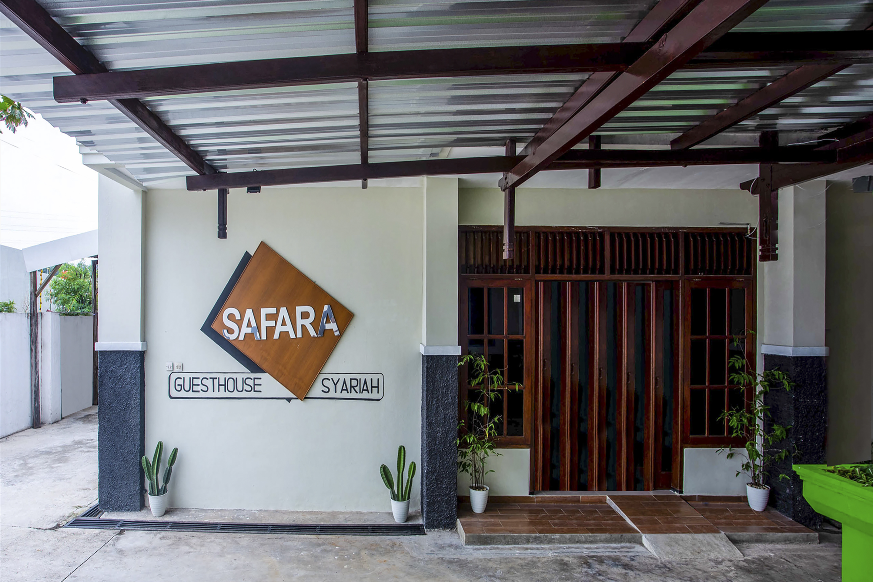 OYO 2409 Safara Guesthouse Syariah 3/16