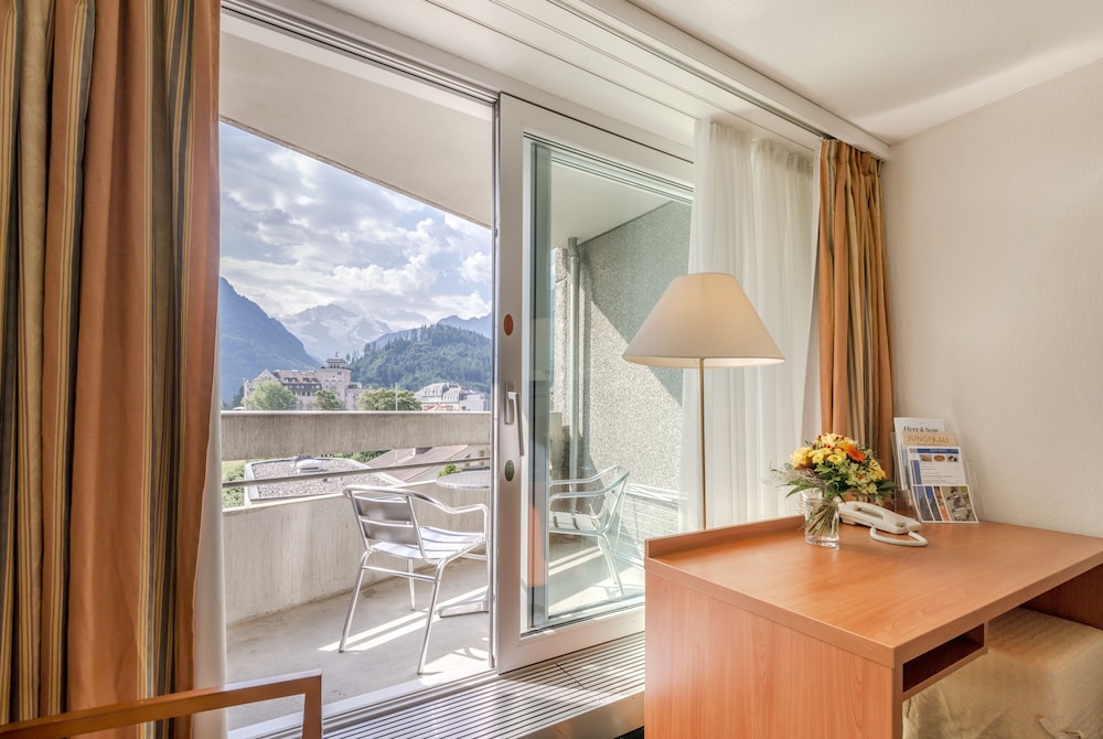 Metropole Hotel Interlaken 54/76