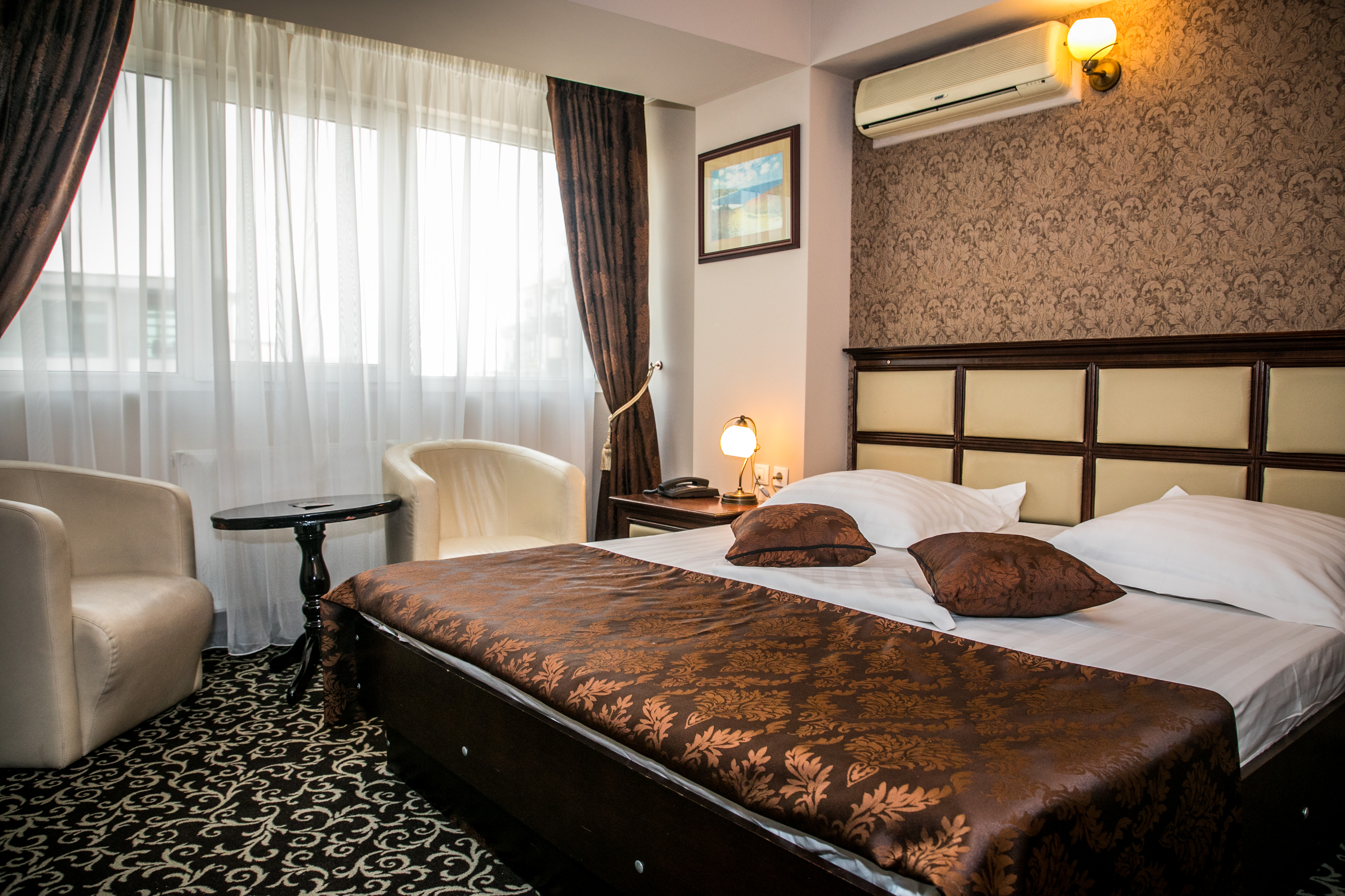 Room, Double Bed