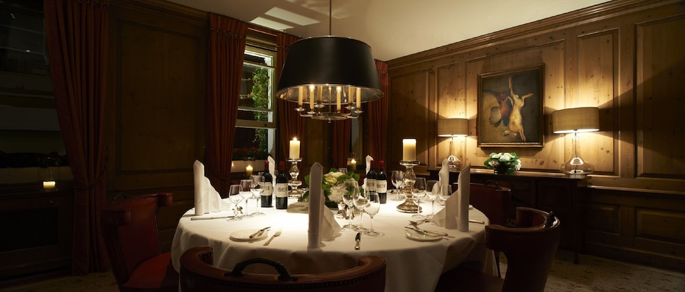 Durrants Hotel 52/58
