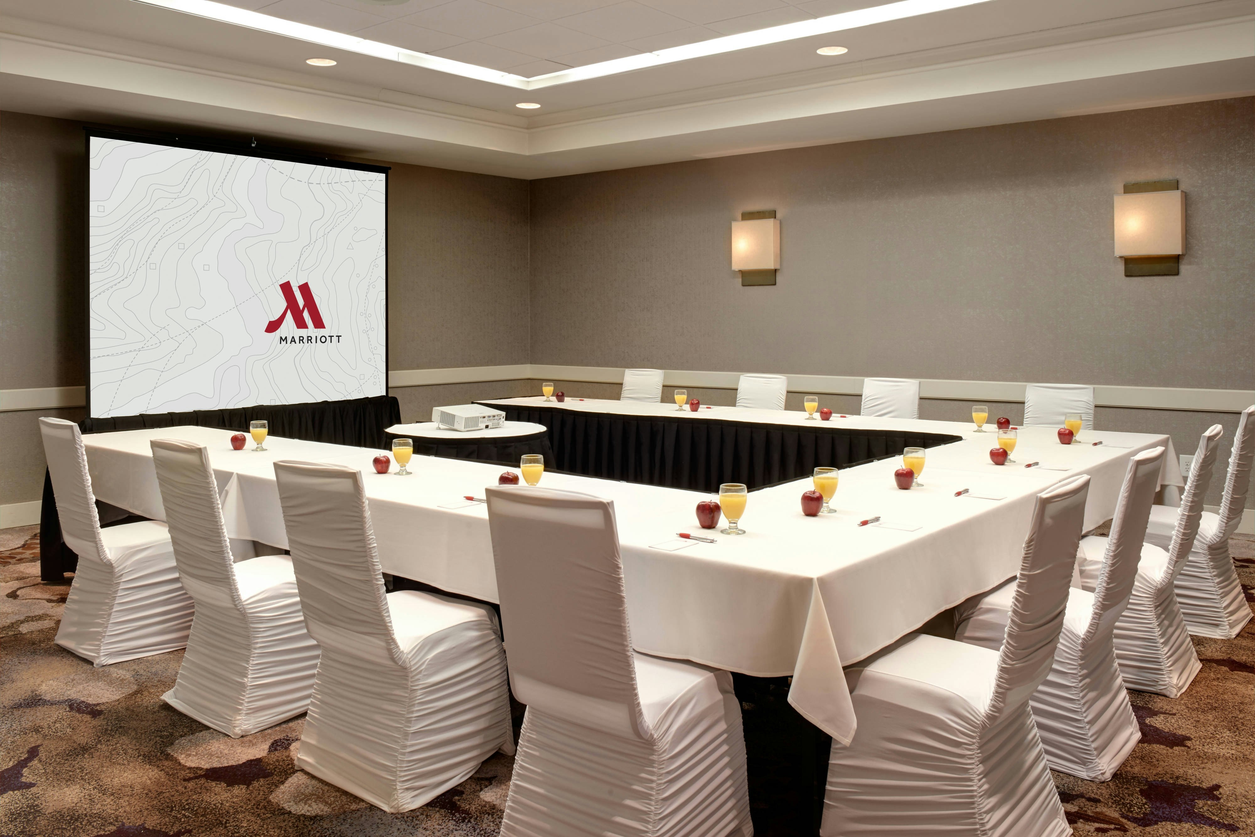 Detroit Marriott Livonia 14/19