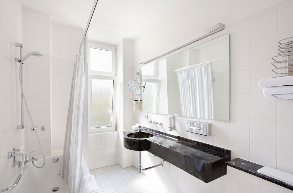 Relexa Hotel Bellevue Hamburg 27/46