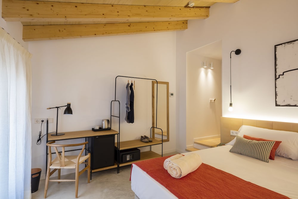 ARA Alcudia Adults Only 9/50