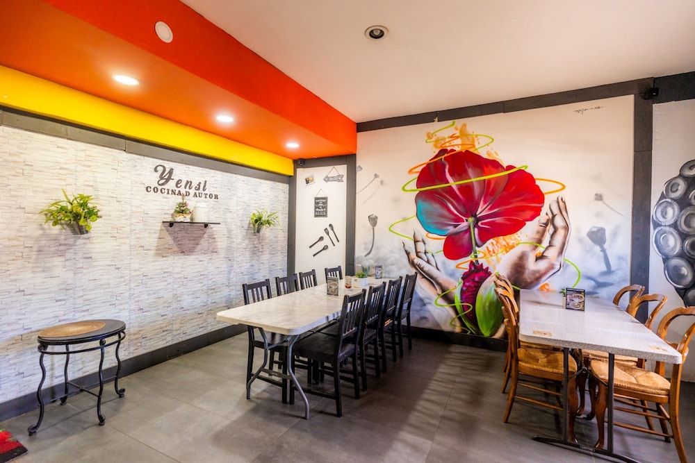 CAPITAL O Hotel Rose, Ensenada 30/48