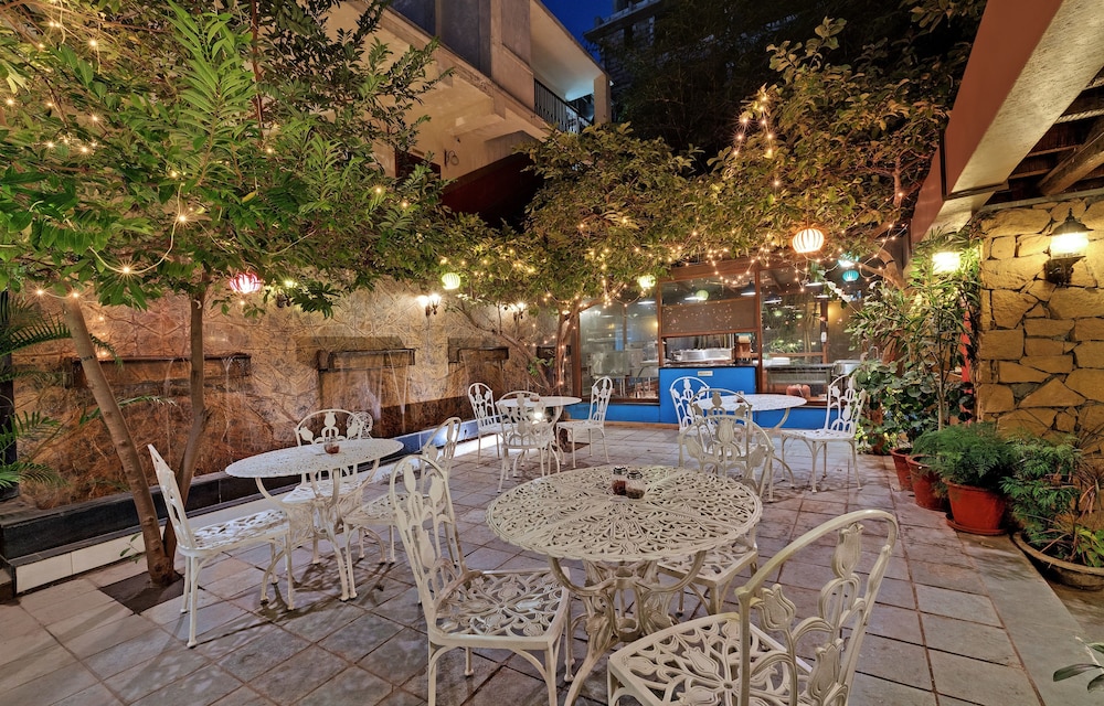 Welcomheritage Mani Mansion 12/39