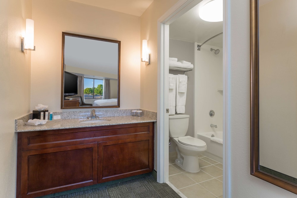 Homewood Suites by Hilton Ft. Worth-North at Fossil Creek 13/44