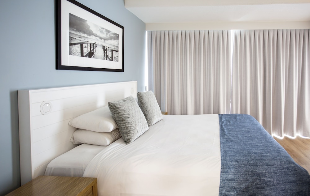 Mantra Crown Towers Surfers Paradise 23/95