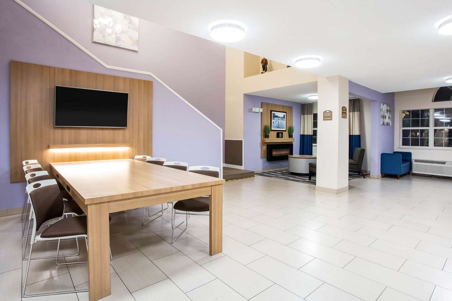 Microtel Inn & Suites by Wyndham Southern Pines / Pinehurst 36/41