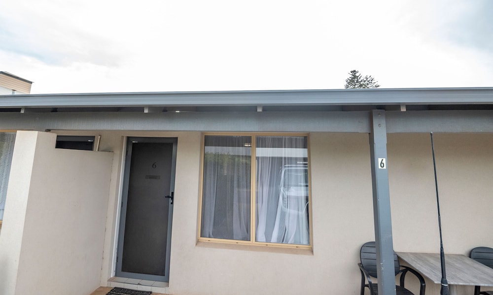 Esperance Bay Holiday Park 1/50