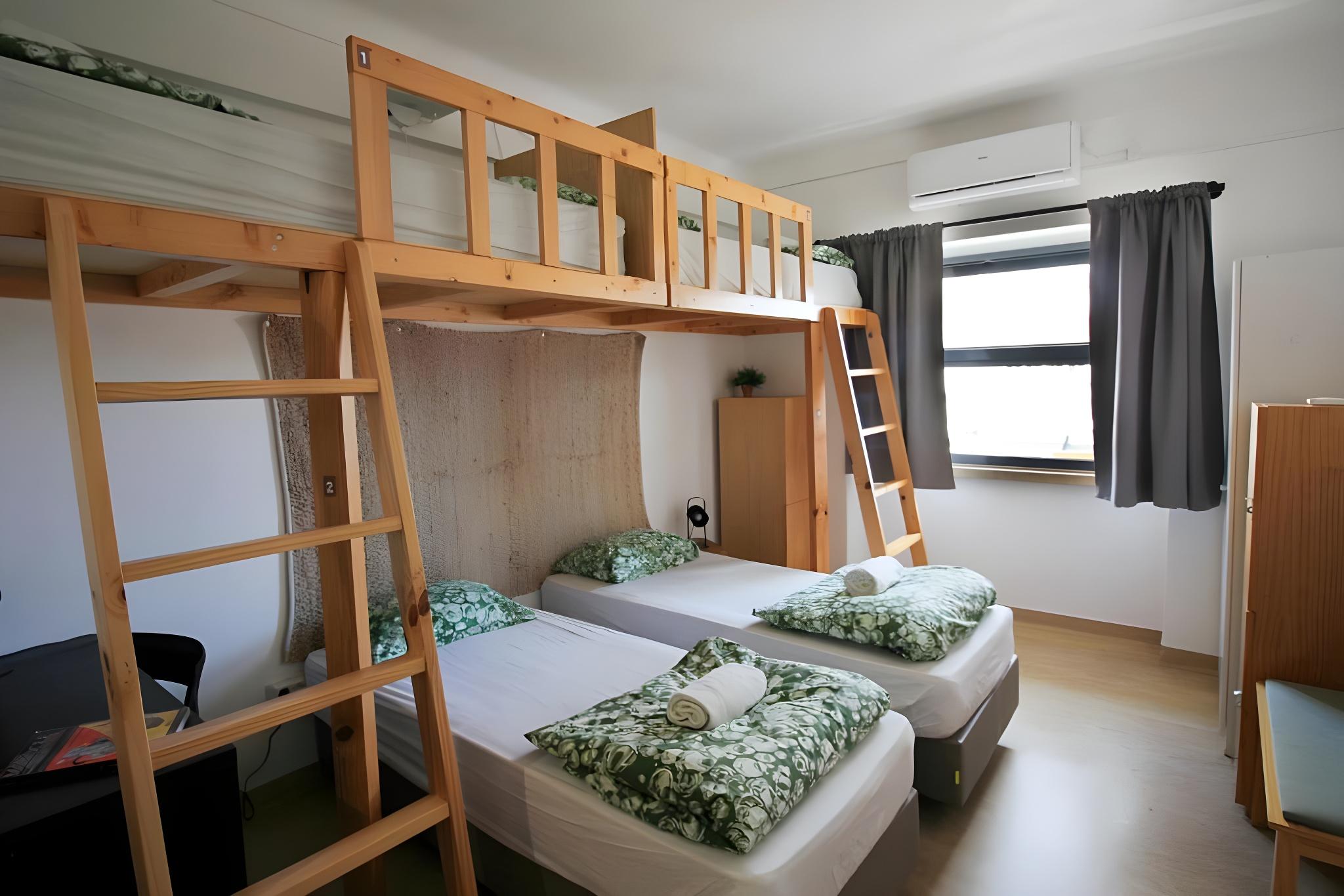 Capsule, Mixed Dorm, 4 Beds, Balcony